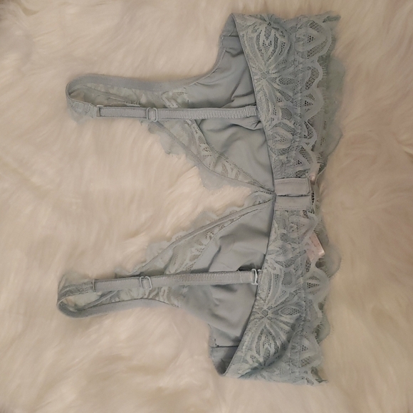 Victoria's Secret PINK Unlined Lace Bralette - Picture 5 of 13